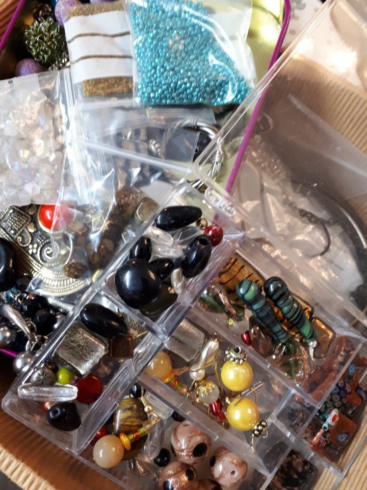 15748450934805512204172608601109